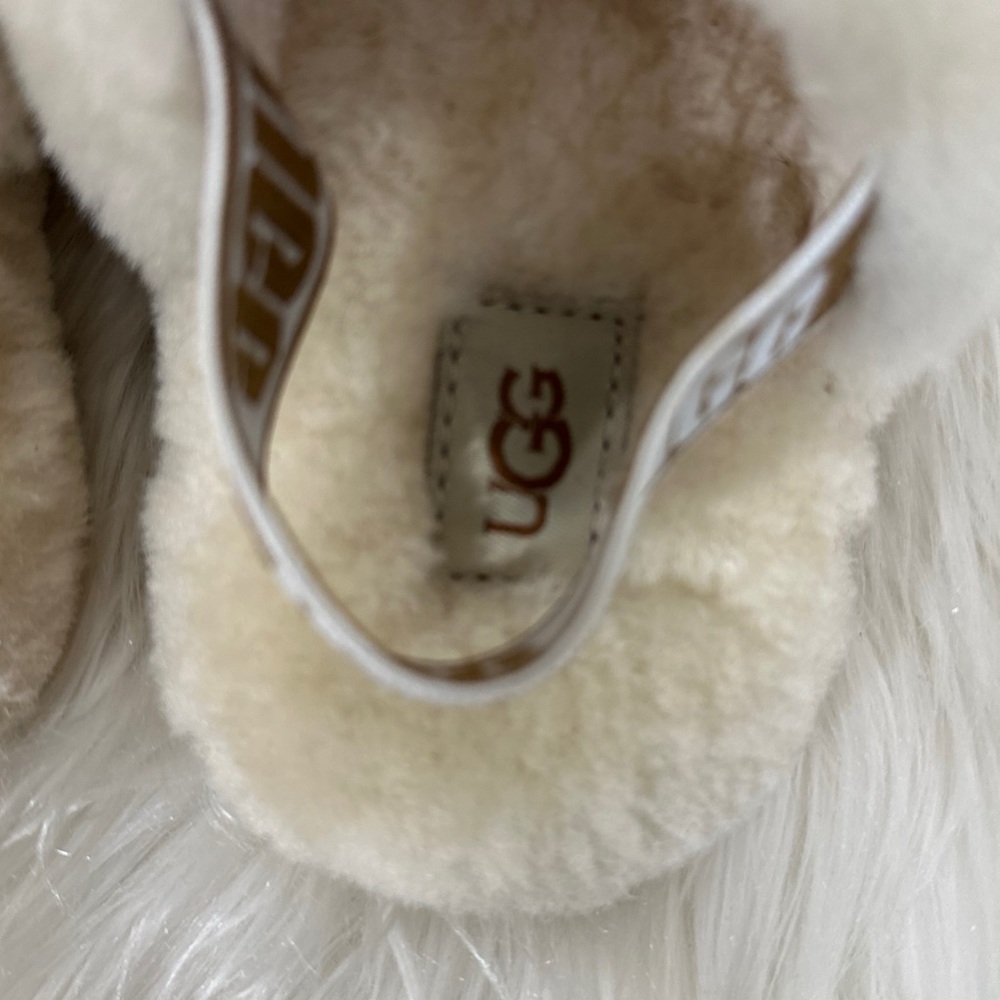 UGG Girls' Fluff Yeah Slides [KS143] - Picture 8 of 10